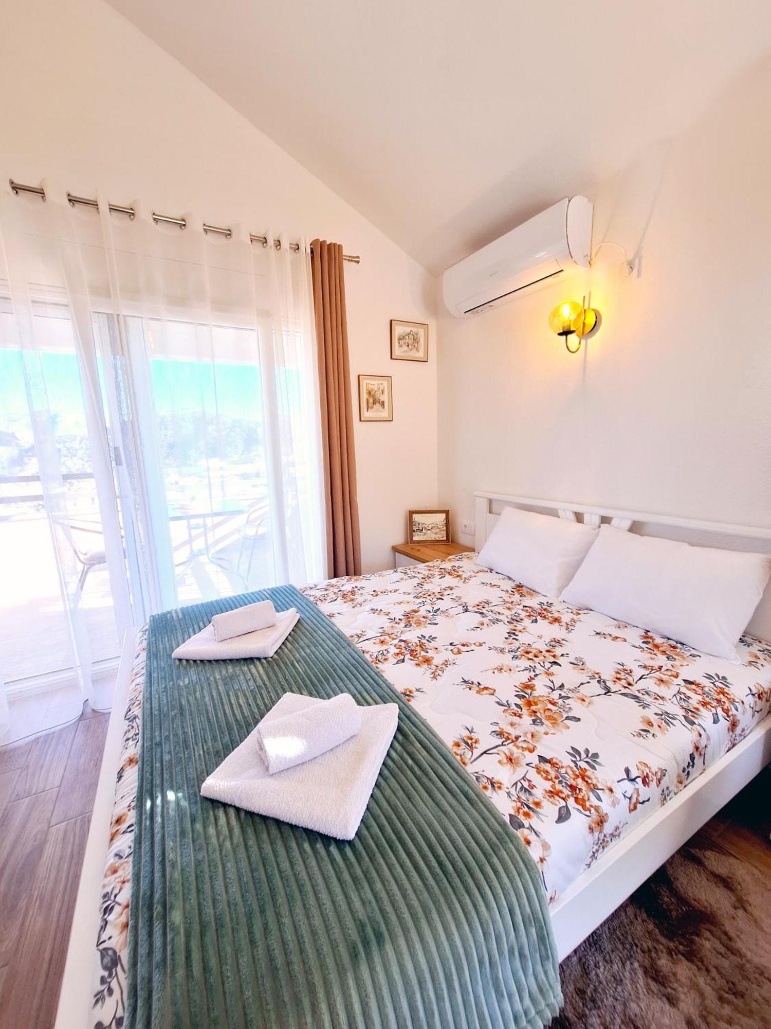 Sunny Side Apartments Rijeka Crnojevića Екстериор снимка
