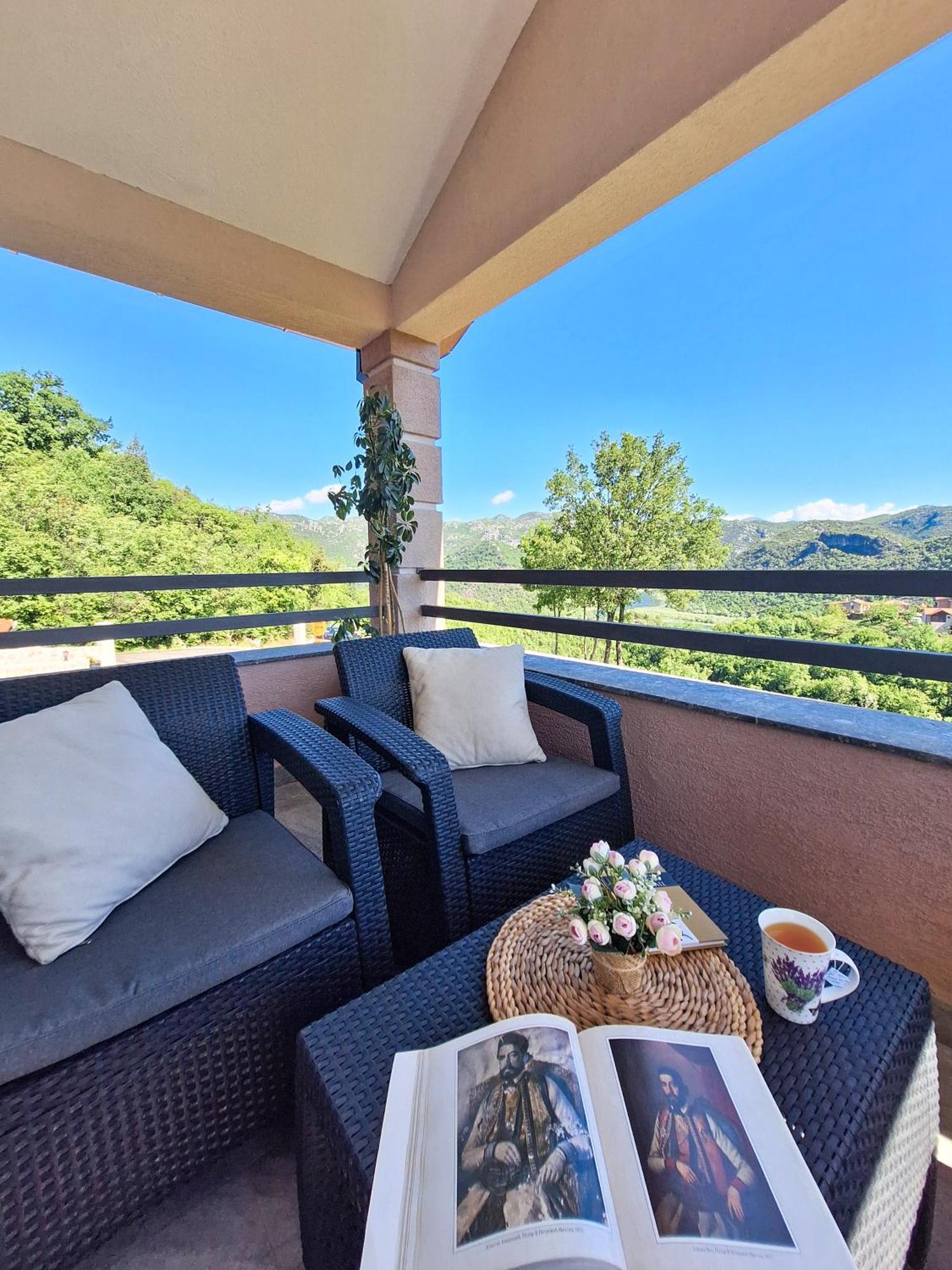 Sunny Side Apartments Rijeka Crnojevića Екстериор снимка